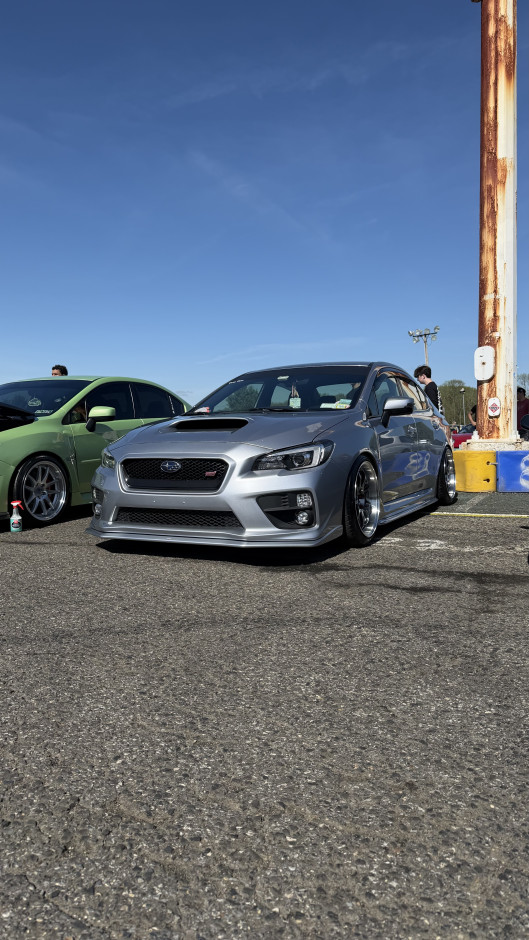 Mikey B's 2017 WRX STI wingless trunk