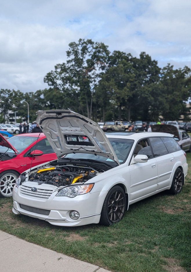 Taylor K's 2009 Outback 2.5 XT Limited