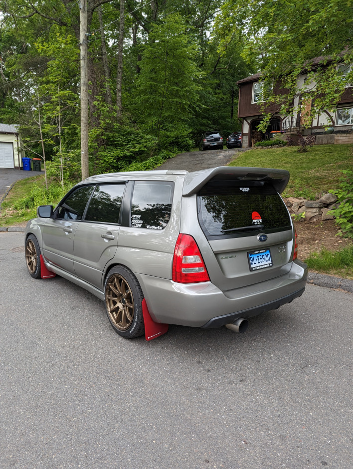 Bobby D's 2006 Forester 2.5 XT 