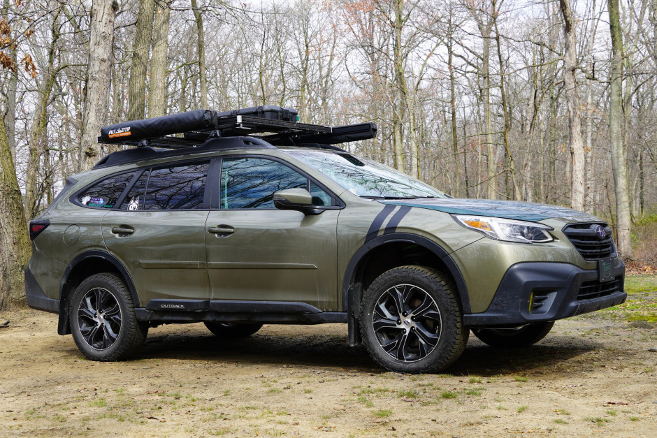 Nina H's 2022 Outback Limited 2.5i